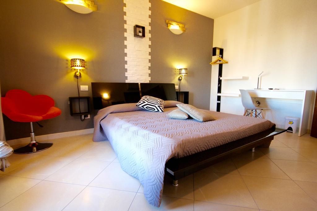 Park 20 Guesthouse Olbia Extérieur photo